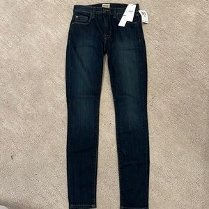Hudson jeans. High waisted Barbara. NWT